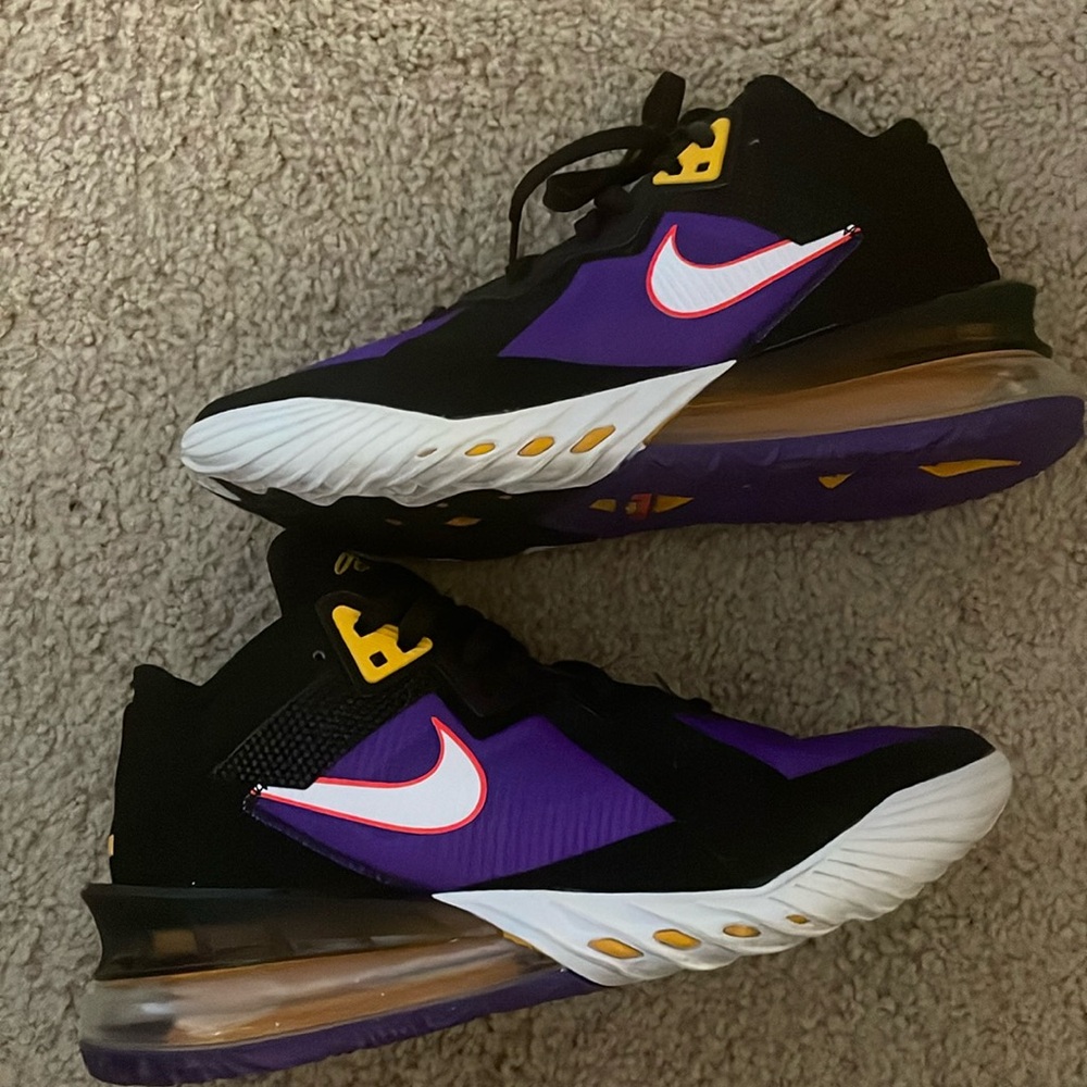 Lebron 18 low
